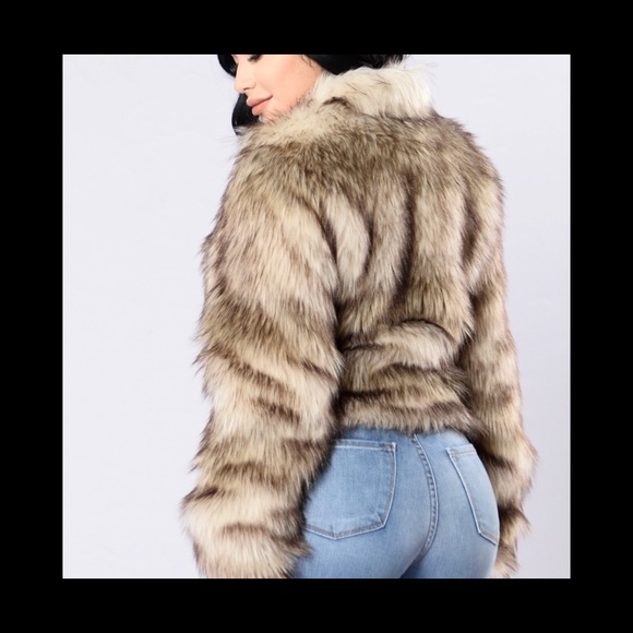 Fashion Nova Medium Size waist length fur coat - Picture 4 of 6